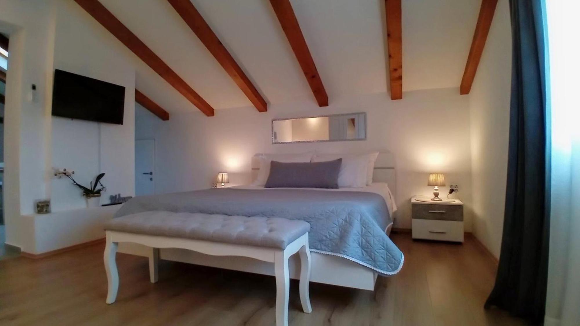 Apartman Diana,Free Parking Пула Екстериор снимка